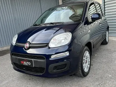 Usata Fiat Panda Pop 69 CV (50 kW) 2020 Blu Utilitaria