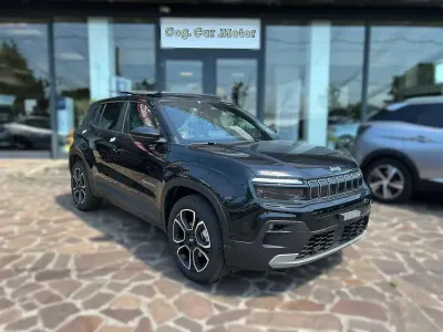 Nuova Jeep Avenger Summit 101 CV (74 kW) 2026 Nero SUV