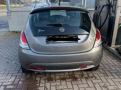 Usata Lancia Ypsilon 2018 Grigio Utilitaria