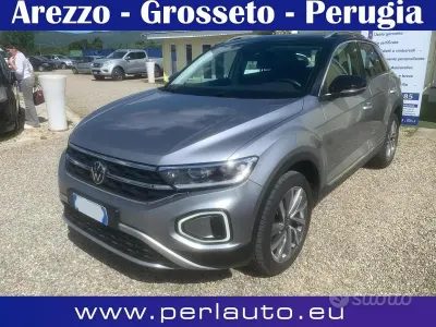 Usata VW T-Roc Style 150 CV (110 kW) 2022 Grigio SUV
