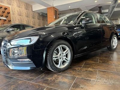 Usata Audi A3 Business 110 CV (80 kW) 2015 Nero Berlina