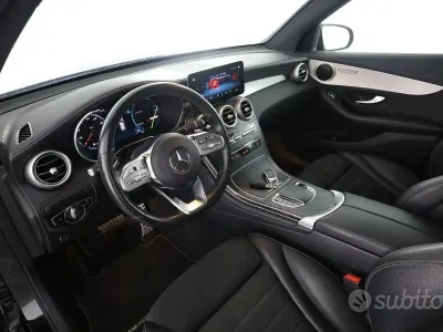 Usata Mercedes GLC220 Premium Plus 194 CV (142 kW) 2022 Nero SUV