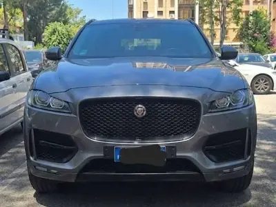 Usata Jaguar F-Pace 179 CV (131 kW) 2016 Grigio SUV