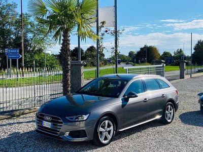 Begagnad Audi A4 Advanced Plus 163 HK (119 kW) 2021 Kombi