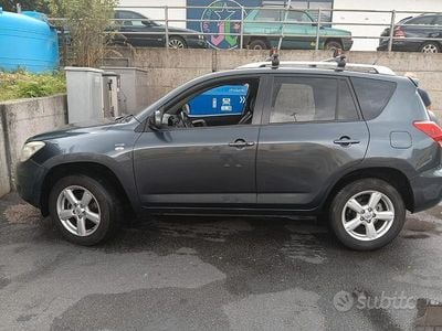 Usata Toyota RAV4 2006 Grigio SUV
