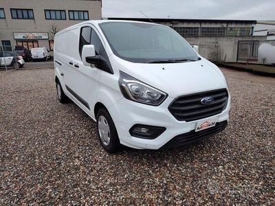 Usata Ford Transit Custom Trend 170 CV (125 kW) 2020 Bianco metallizzato Berlina
