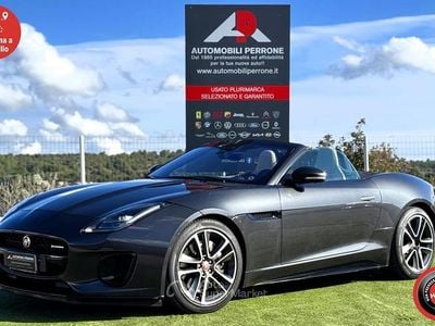Usata Jaguar F-Type R-Dynamic 300 CV (220 kW) 2019 Carpathian grey Cabrio
