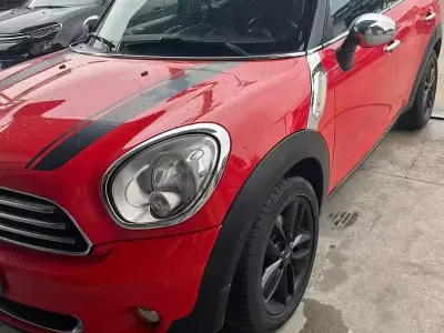 Usata Mini Countryman 122 CV (89 kW) 2012 Rosso SUV