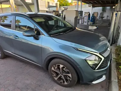 Usata Kia Sportage Style 136 CV (100 kW) 2022 Blu/azzurro SUV