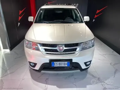 Käytetty Fiat Freemont Lounge 170 HP (125 kW) 2013 Valkoinen Katumaasturi