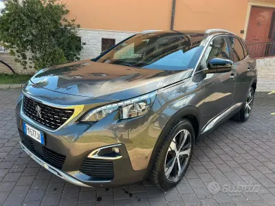 Usata Peugeot 3008 GT-line 120 CV (88 kW) 2018 Grigio SUV