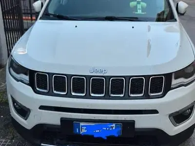 Usata Jeep Compass 120 CV (88 kW) 2019 Bianco SUV