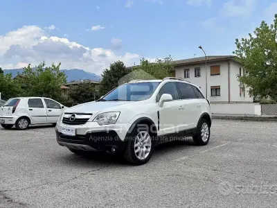 Usata Opel Antara Edition+ 140 CV (102 kW) 2008 Bianco SUV