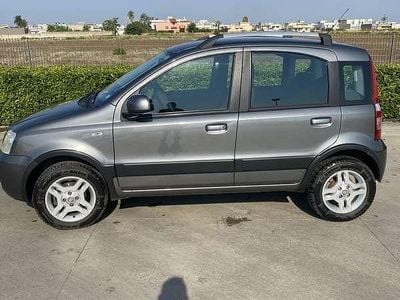 Usata Fiat Panda Climbing 60 CV (44 kW) 2010 Utilitaria