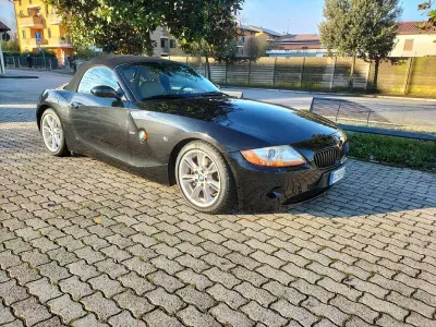 Usata BMW Z4 231 CV (169 kW) 2003 Nero Cabrio