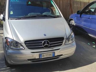 Usata Mercedes Viano 150 CV (110 kW) 2006 Grigio Monovolume