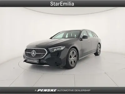 Usata Mercedes E200 Advanced 163 CV (119 kW) 2025 Nero Station wagon