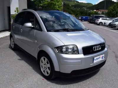 Usata Audi A2 Ambiente 75 CV (55 kW) 2001 Argento Utilitaria