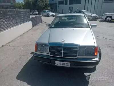 Käytetty Mercedes 200 136 HP (100 kW) 1993 Harmaa Coupe - kaksiovinen