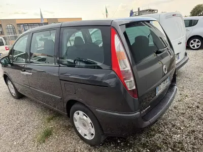 Usata Fiat Ulysse 120 CV (88 kW) 2010 Grigio Monovolume
