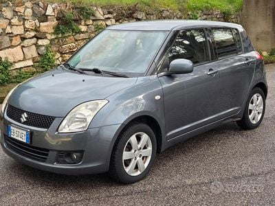 Usata Suzuki Swift GL 91 CV (66 kW) 2010 Grigio Utilitaria