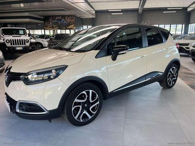 Usata Renault Captur 90 CV (66 kW) 2015 Beige SUV