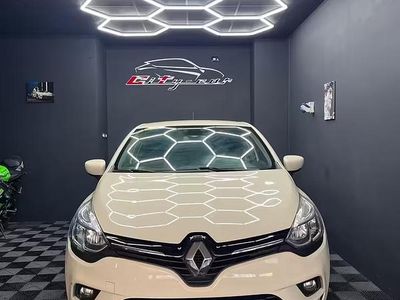 Usata Renault Clio IV 90 CV (66 kW) 2017 Beige Berlina