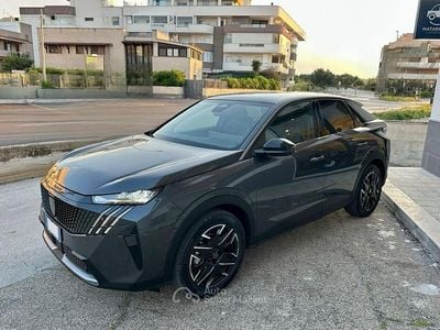 Begagnad Peugeot 3008 Allure 136 HK (100 kW) 2025 Grå SUV