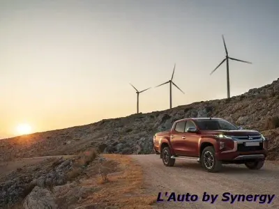 Usata Mitsubishi L200 Select 149 CV (109 kW) 2022 Grigio Pick-up