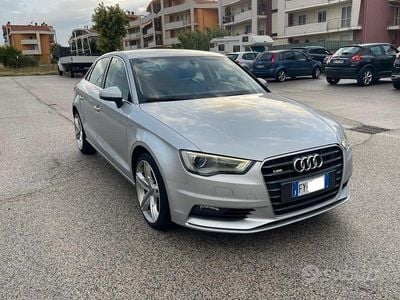 Usata Audi A3 Comfort 105 CV (77 kW) 2014 Grigio Berlina
