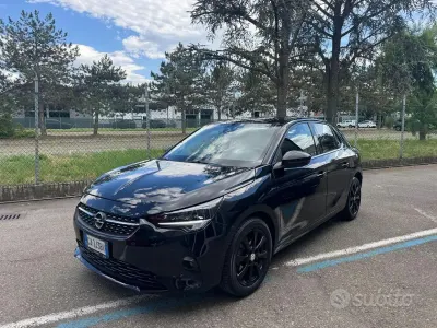 Usata Opel Corsa 75 CV (55 kW) 2020 Nero metallizzato Utilitaria