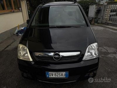 Usata Opel Meriva Club 90 CV (66 kW) 2009 Monovolume