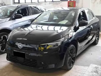 Nuova Opel Corsa 101 CV (74 kW) 2026 Nero Utilitaria