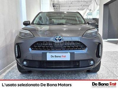 Usata Toyota Yaris Cross 116 CV (85 kW) 2022 Grigio SUV