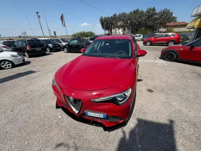 Usata Alfa Romeo Stelvio Business 160 CV (117 kW) 2021 Rosso SUV