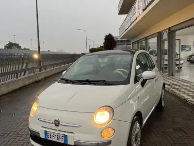 Begagnad Fiat 500 75 HK (55 kW) 2009 Vit Cab