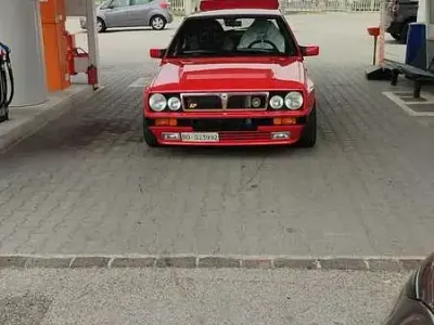 Usata Lancia Delta 181 CV (133 kW) 1988 Utilitaria
