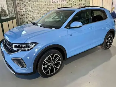Nuova VW T-Cross R-line Plus 116 CV (85 kW) 2026 Clear blue met SUV