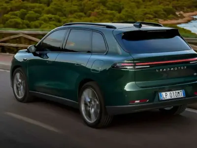 Nuova Leapmotor C10 80 kW (109 CV) 2026 Argento SUV