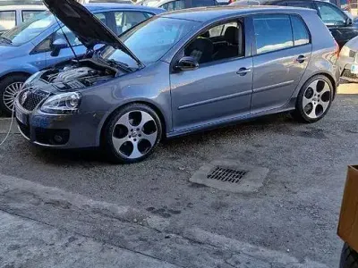 Usata VW Golf IV 2004 Grigio Berlina