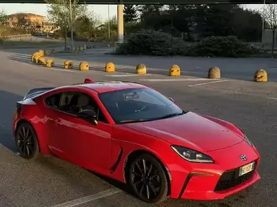 Usata Toyota GR86 Premium 234 CV (172 kW) 2024 Rosso Coupé