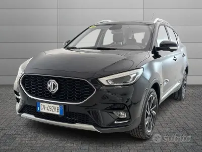 Usata MG ZS Luxury 106 CV (77 kW) 2024 Nero SUV