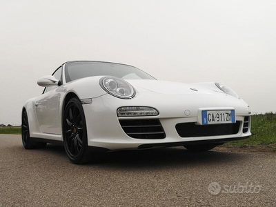 Porsche 911 Carrera 4S Cabriolet