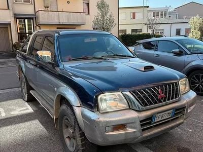 Usata Mitsubishi L200 158 CV (116 kW) 2003 Grigio Pick-up