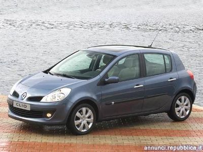 usata Renault Clio 1.2 16V 65CV 5 porte Confort GPL Atripalda