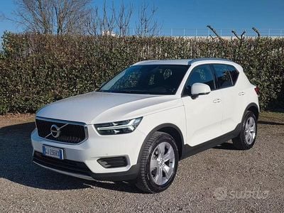 Usata Volvo XC40 Business Edition 129 CV (94 kW) 2022 Bianco SUV