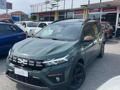 Nuova Dacia Jogger Extreme 101 CV (74 kW) 2026 Verde Monovolume
