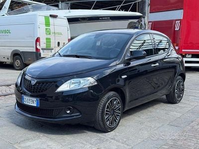 Usata Lancia Ypsilon S 69 CV (50 kW) 2023 Nero Utilitaria