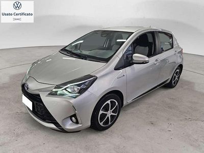 Usata Toyota Yaris Hybrid Active 101 CV (74 kW) 2020 Grigio Utilitaria