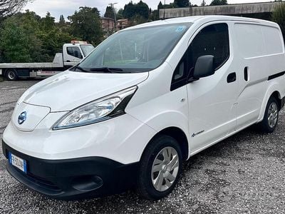 Usata Nissan e-NV200 80 kW (109 CV) 2018 Bianco Monovolume